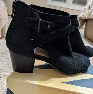 Earth Leros Gaia Black Suede Leather Size 7 Heels